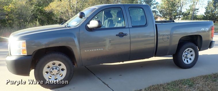 image for item DB7608 2011 Chevrolet Silverado 1500 Ext. Cab pickup truck