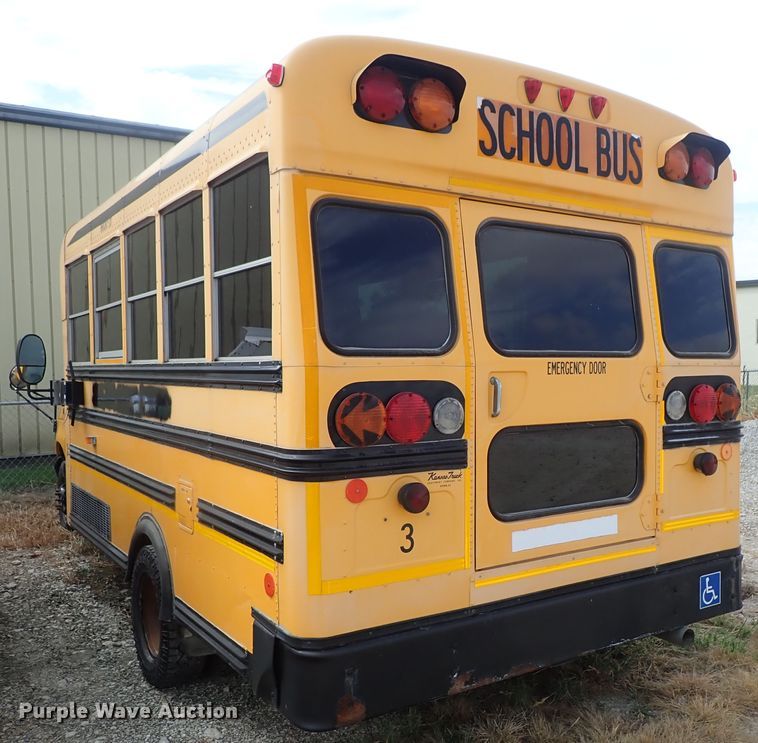 image for item DB7688 2003 Ford E450 school bus