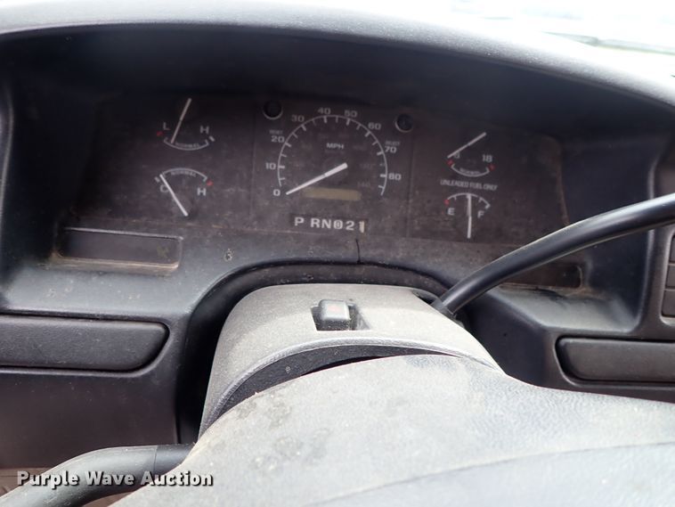 image for item DB7733 1996 Ford F150 SuperCab pickup truck