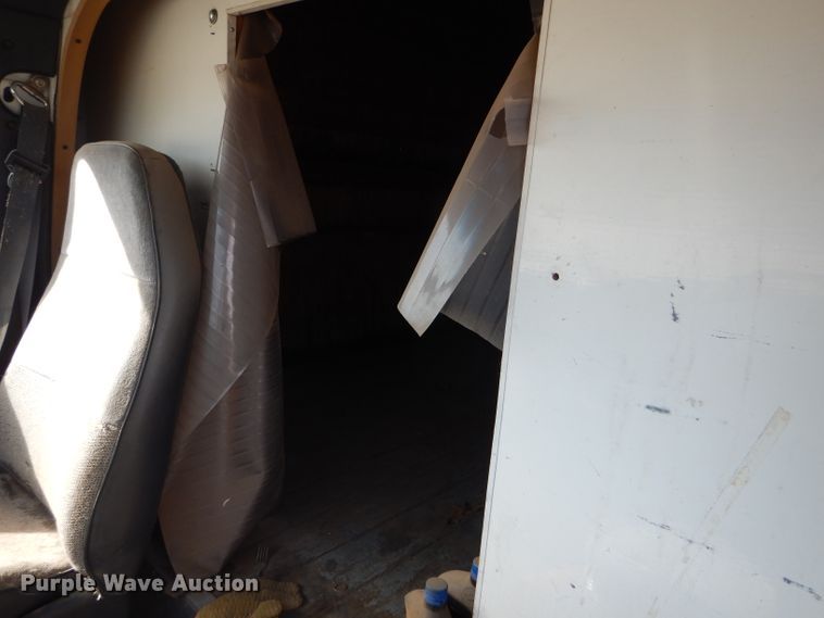 image for item DD4526 1993 Ford Econoline E350 box truck