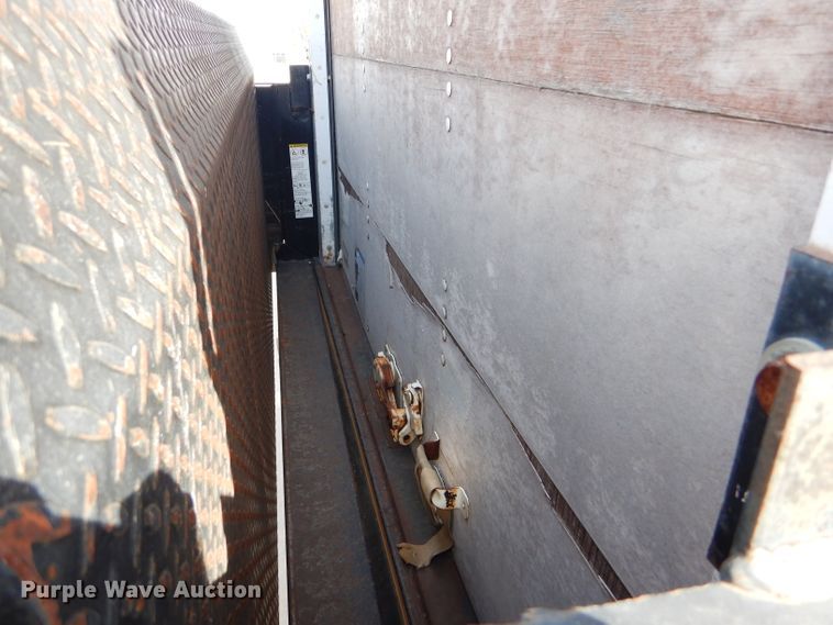 image for item DD4526 1993 Ford Econoline E350 box truck