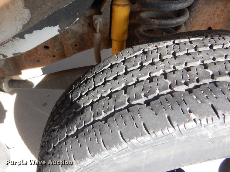 image for item DD4526 1993 Ford Econoline E350 box truck