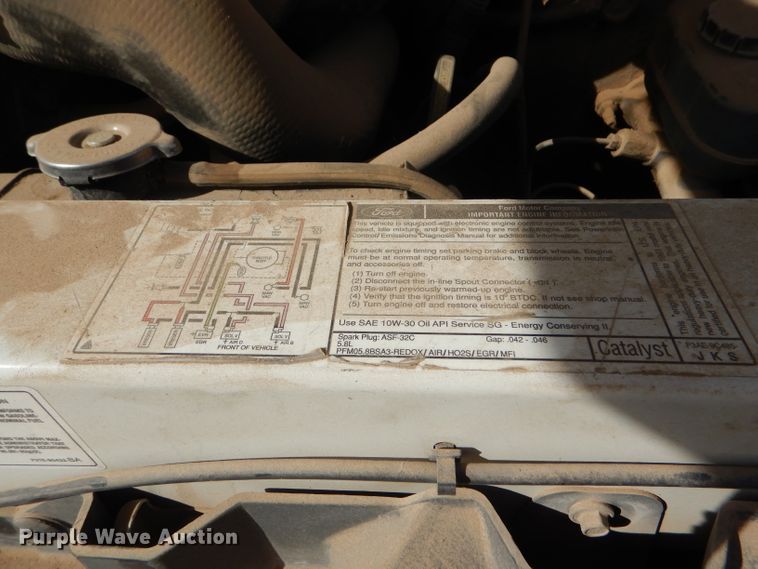 image for item DD4526 1993 Ford Econoline E350 box truck