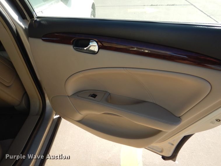 image for item DD4530 2007 Buick Lucerne CXL