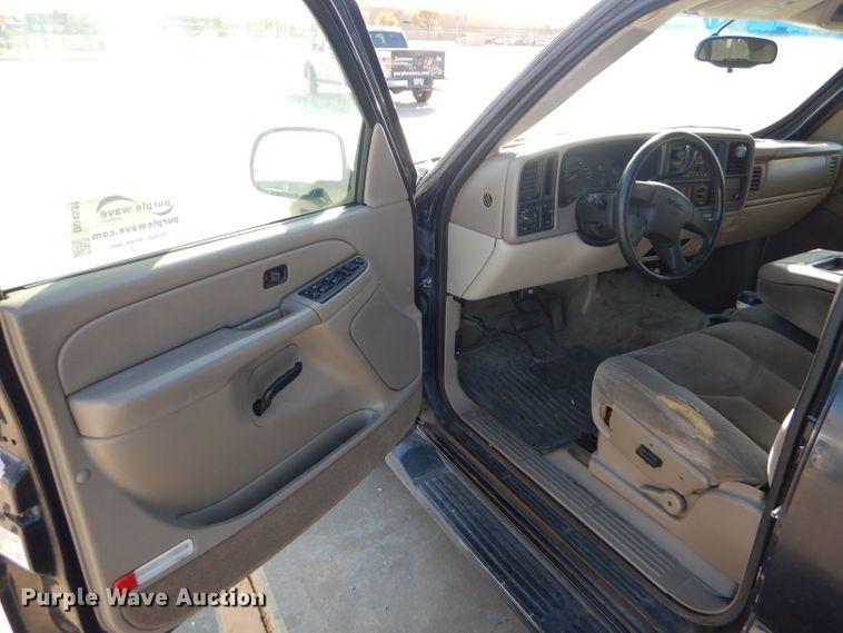 image for item DD4531 2005 GMC Yukon XL 1500 SUV