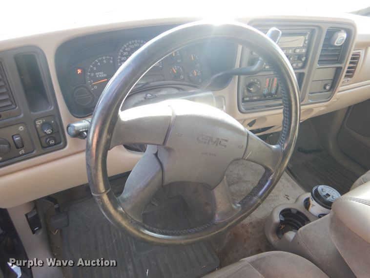 image for item DD4531 2005 GMC Yukon XL 1500 SUV