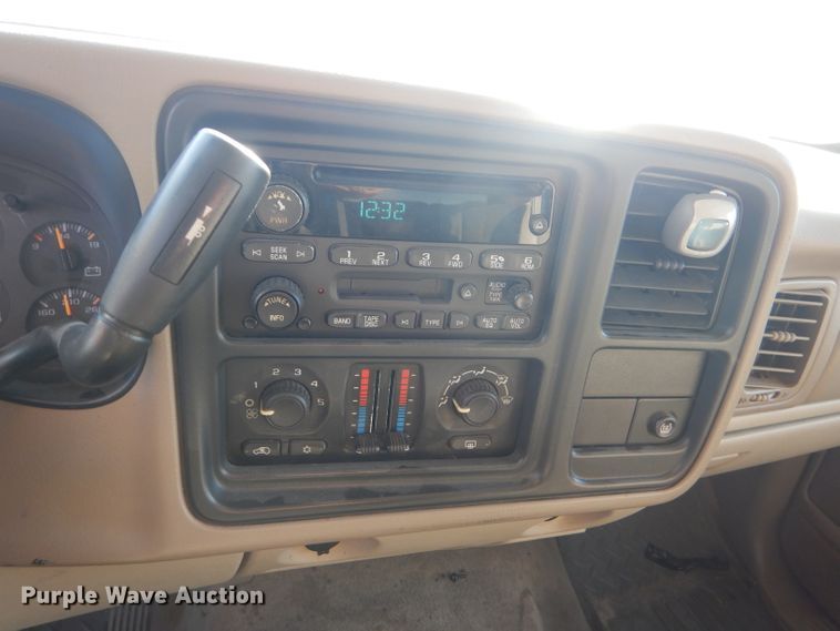 image for item DD4531 2005 GMC Yukon XL 1500 SUV