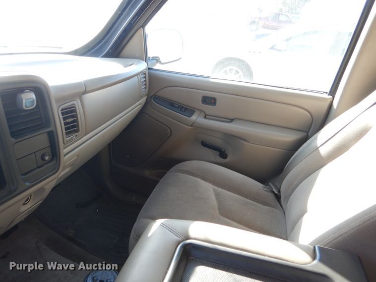 image for item DD4531 2005 GMC Yukon XL 1500 SUV