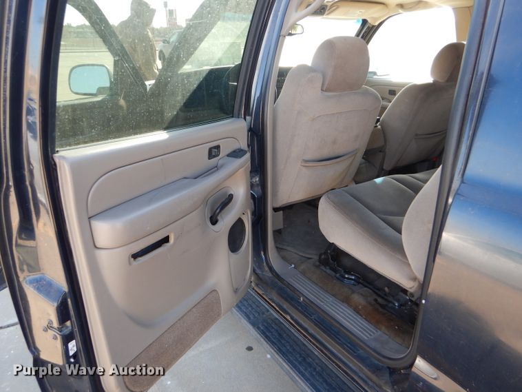 image for item DD4531 2005 GMC Yukon XL 1500 SUV
