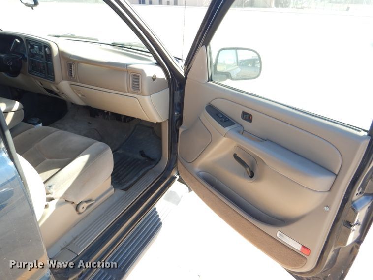 image for item DD4531 2005 GMC Yukon XL 1500 SUV