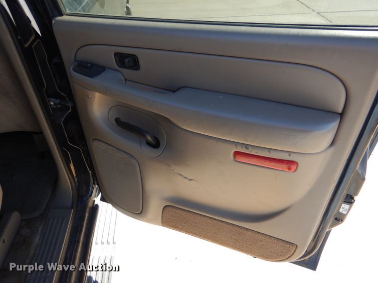 image for item DD4531 2005 GMC Yukon XL 1500 SUV