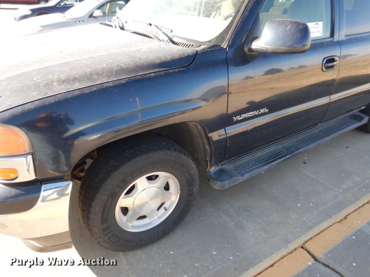 image for item DD4531 2005 GMC Yukon XL 1500 SUV
