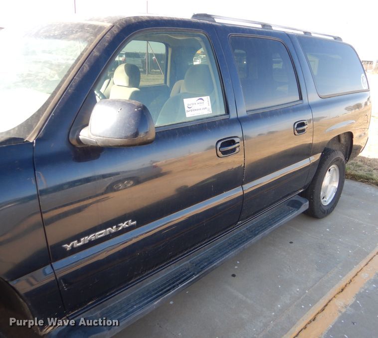 image for item DD4531 2005 GMC Yukon XL 1500 SUV