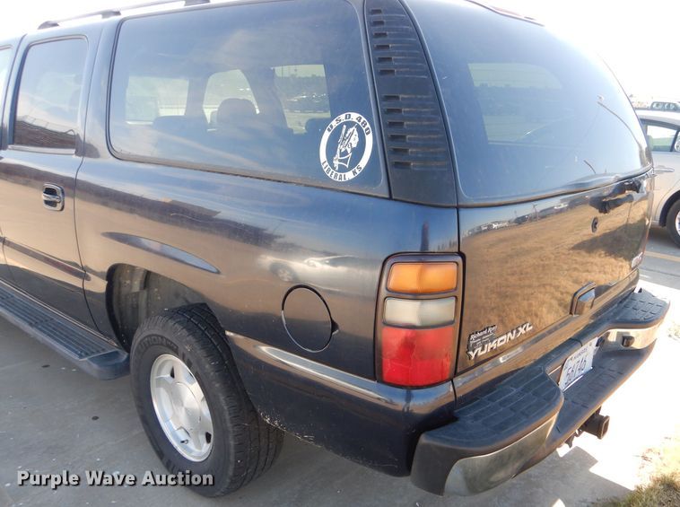 image for item DD4531 2005 GMC Yukon XL 1500 SUV
