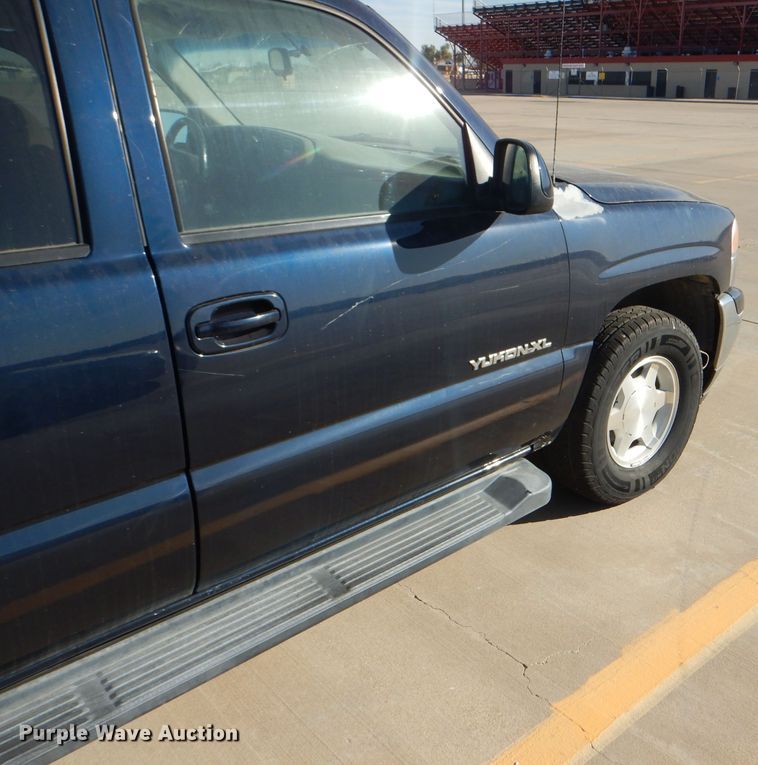 image for item DD4531 2005 GMC Yukon XL 1500 SUV