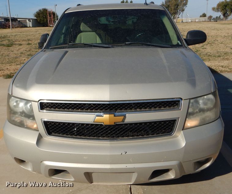 image for item DD4533 2007 Chevrolet Suburban 1500 LS SUV
