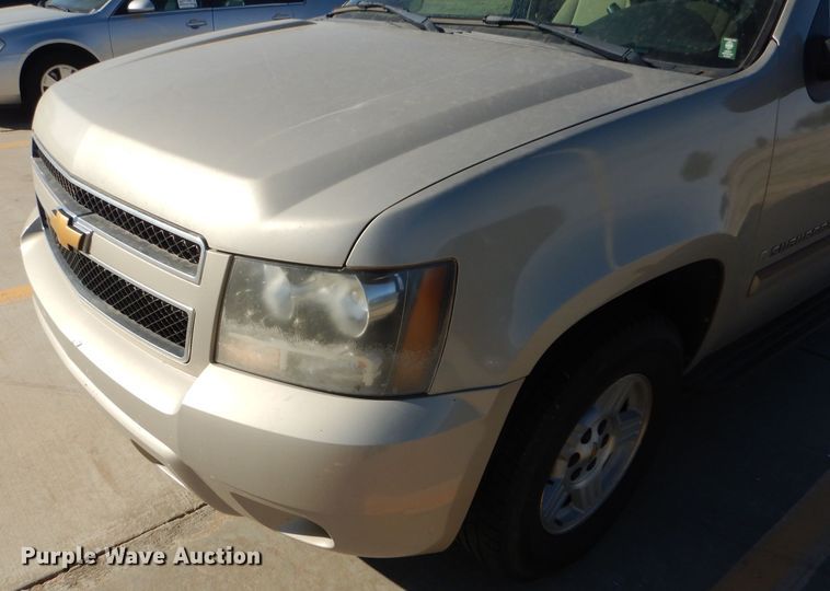 image for item DD4533 2007 Chevrolet Suburban 1500 LS SUV