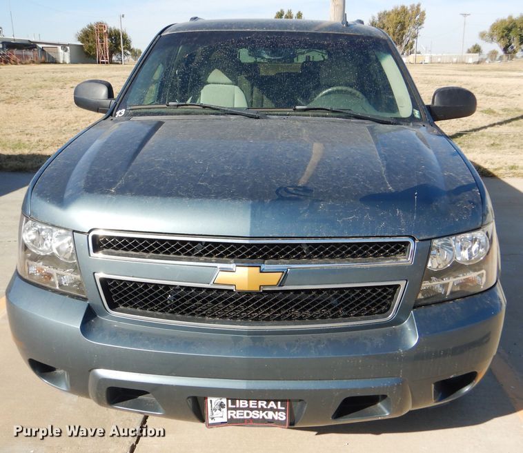 image for item DD4534 2008 Chevrolet Suburban 1500 LS SUV