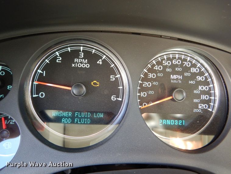 image for item DD4534 2008 Chevrolet Suburban 1500 LS SUV