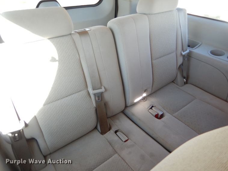 image for item DD4534 2008 Chevrolet Suburban 1500 LS SUV