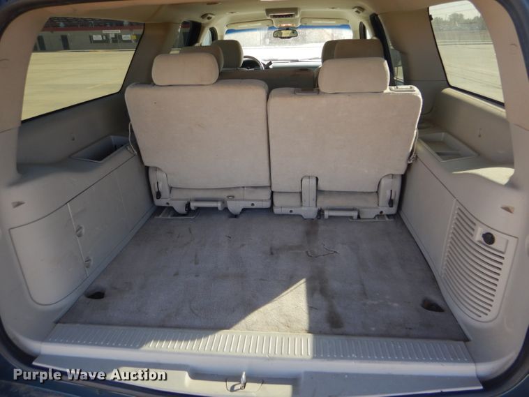 image for item DD4534 2008 Chevrolet Suburban 1500 LS SUV
