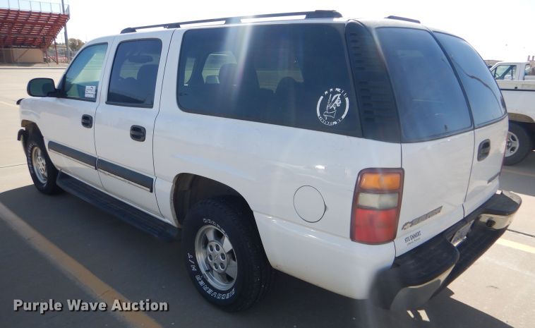 image for item DD4537 2003 Chevrolet Suburban 1500 SUV