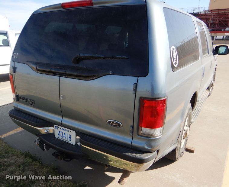 image for item DD4538 2000 Ford Excursion SUV