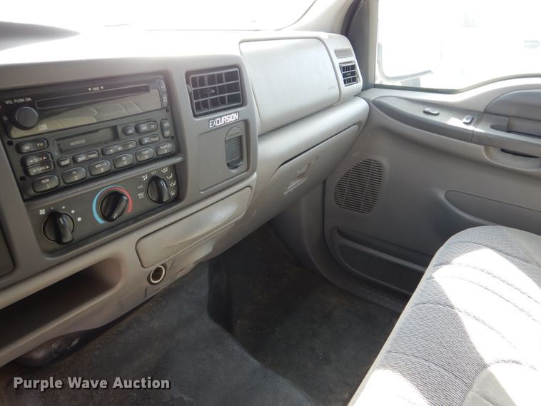 image for item DD4538 2000 Ford Excursion SUV