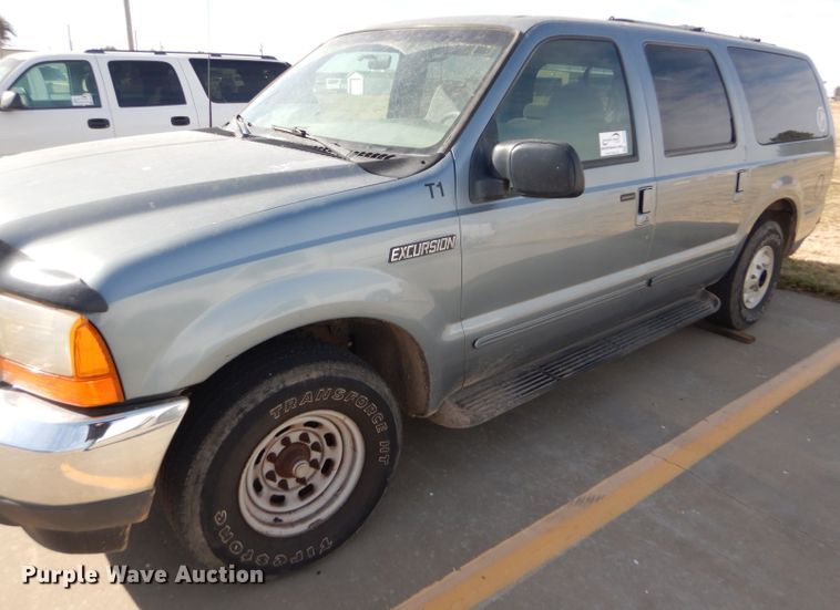 image for item DD4538 2000 Ford Excursion SUV