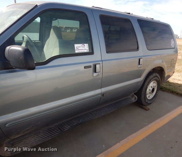 image for item DD4538 2000 Ford Excursion SUV