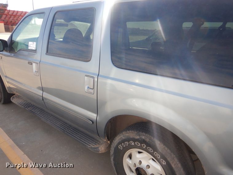 image for item DD4538 2000 Ford Excursion SUV