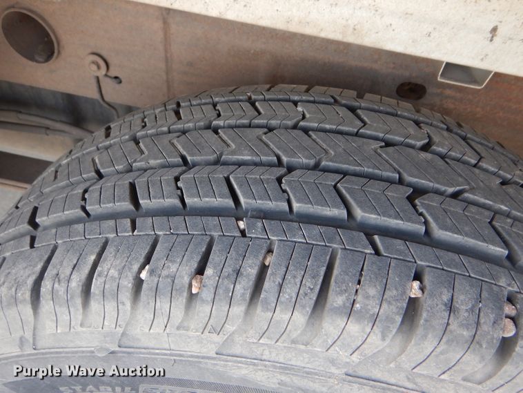 image for item DD4539 2000 GMC Sierra 1500 pickup truck