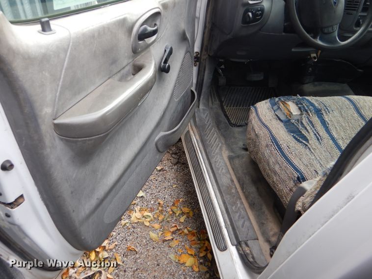 image for item DD4541 2003 Ford F150 XL pickup truck