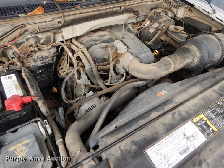 image for item DD4541 2003 Ford F150 XL pickup truck