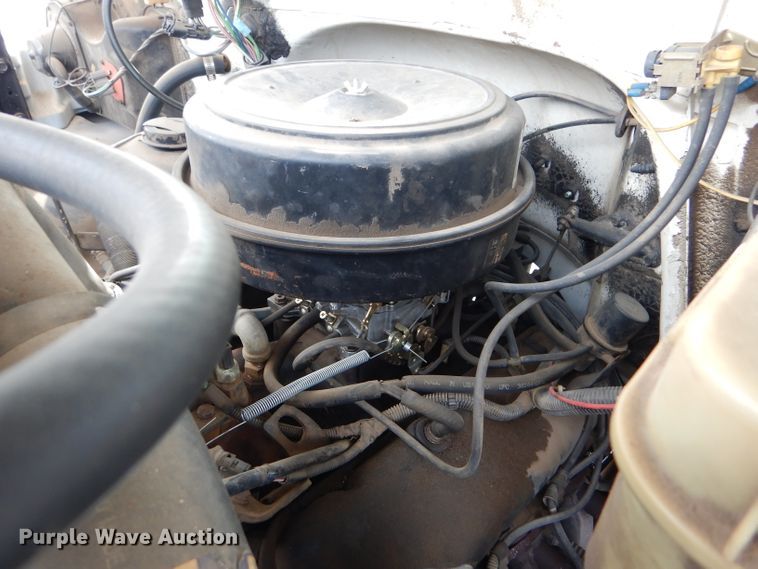 image for item DD4542 1987 GMC 7000 bucket truck