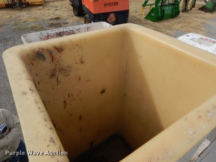 image for item DD4542 1987 GMC 7000 bucket truck