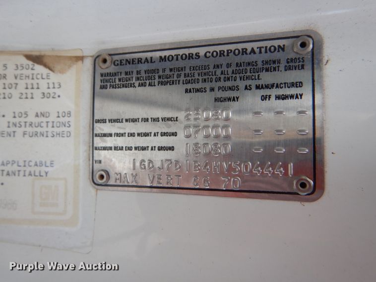 image for item DD4542 1987 GMC 7000 bucket truck