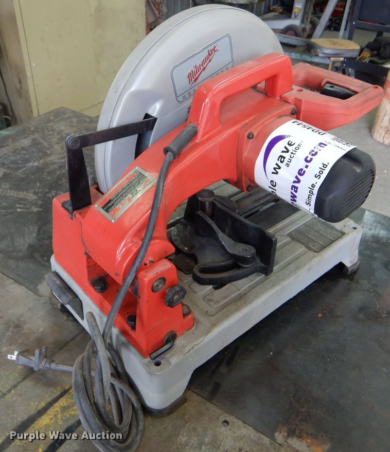 image for item DD4544 Milwaukee dry-cut saw