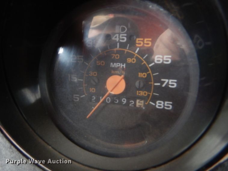 image for item DD4559 1988 GMC TopKick 7000 dump truck