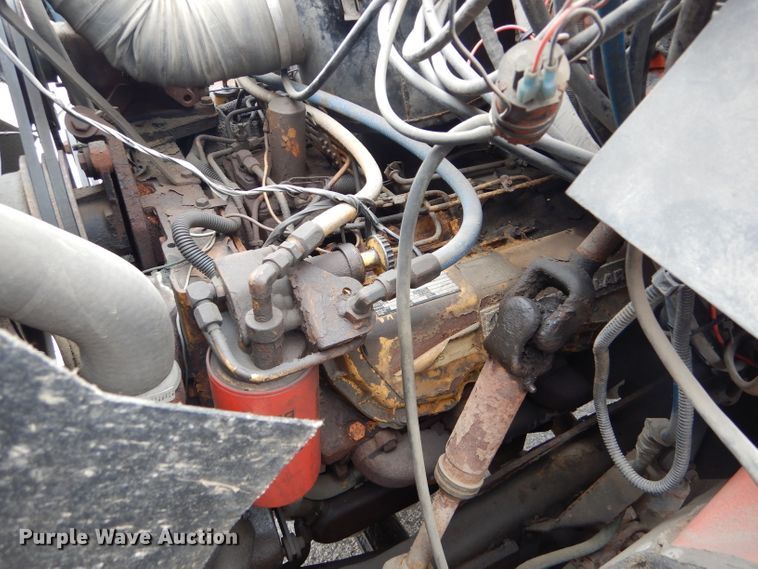 image for item DD4559 1988 GMC TopKick 7000 dump truck