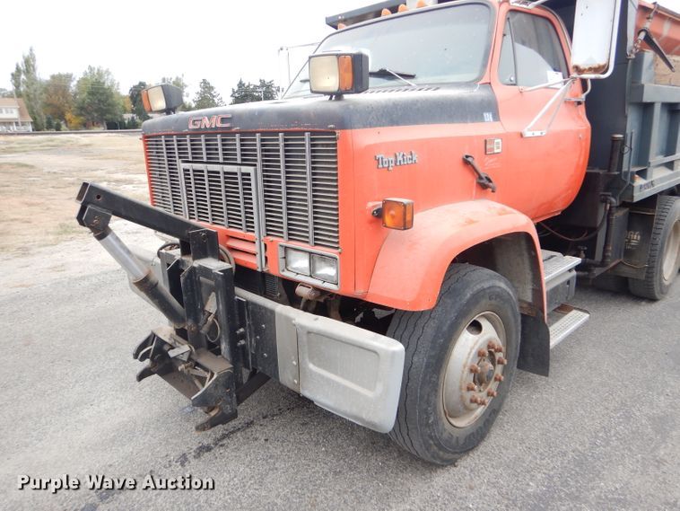 image for item DD4559 1988 GMC TopKick 7000 dump truck