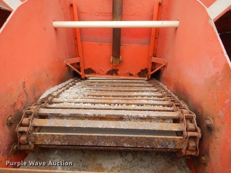 image for item DD4559 1988 GMC TopKick 7000 dump truck