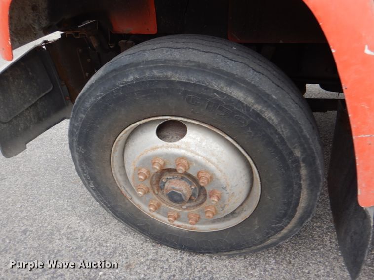 image for item DD4559 1988 GMC TopKick 7000 dump truck