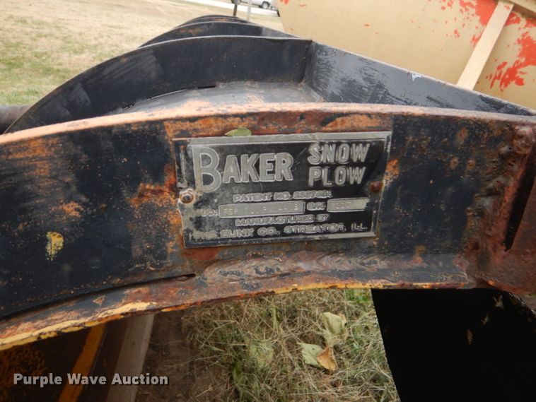 image for item DD4559 1988 GMC TopKick 7000 dump truck