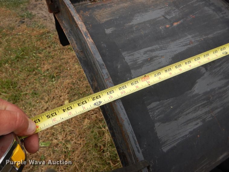 image for item DD4559 1988 GMC TopKick 7000 dump truck