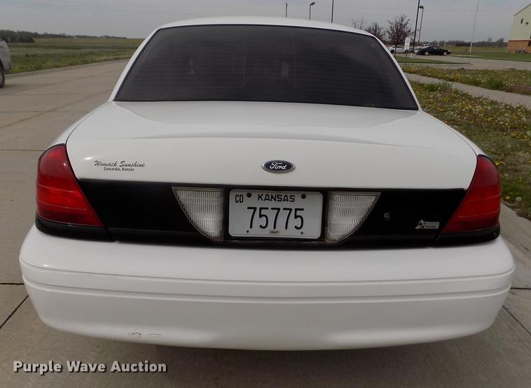 image for item DE1166 2011 Ford Crown Victoria Police Interceptor