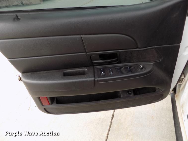 image for item DE1166 2011 Ford Crown Victoria Police Interceptor