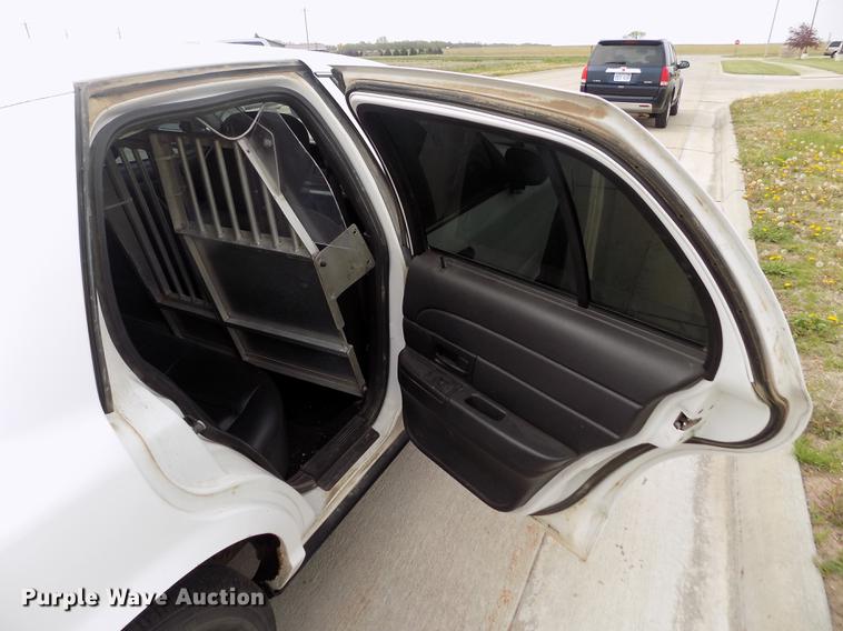 image for item DE1166 2011 Ford Crown Victoria Police Interceptor