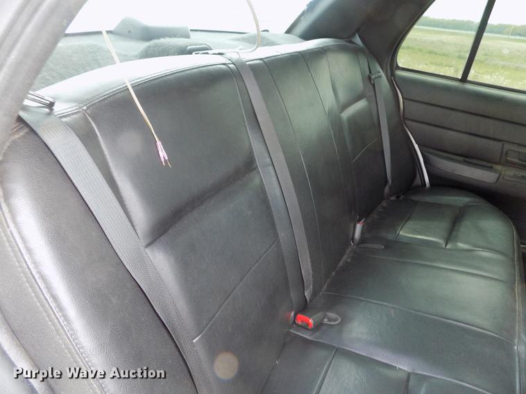 image for item DE1166 2011 Ford Crown Victoria Police Interceptor