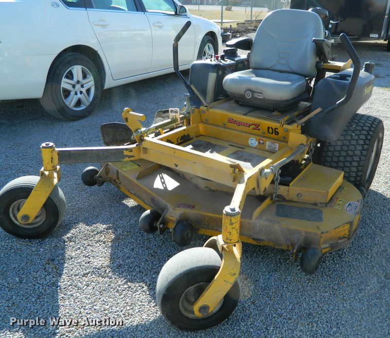 image for item DE4360 Hustler Super Z ZTR lawn mower
